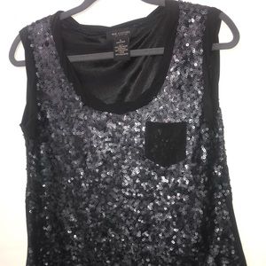 Black top with sequin.